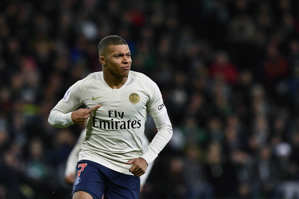 蔚来总是被“问候”什么时候倒闭？李斌：挺烦的